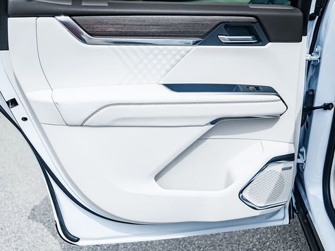 New 2026 GMC Acadia Denali image 31