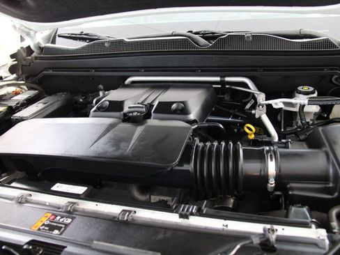 Used 2023 Chevrolet Colorado Z71 w/ Advanced Trailering Package image 35