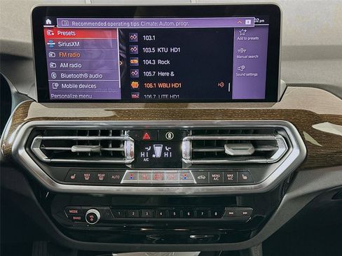 Used 2023 BMW X4 xDrive30i w/ Premium Package image 15