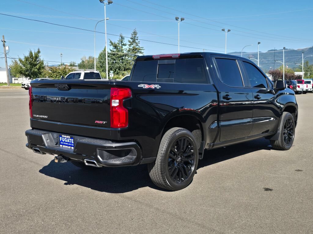 Used 2022 Chevrolet Silverado 1500 RST w/ Convenience Package II AWD/4WD image 6