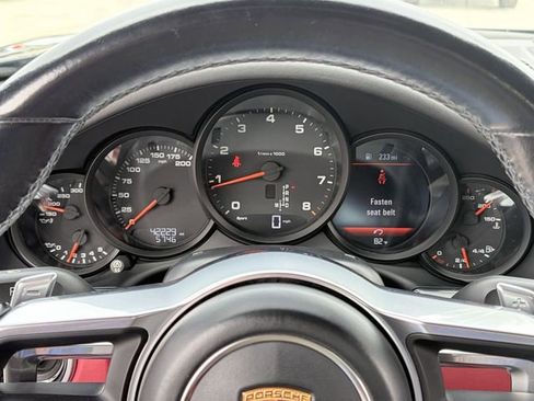 Used 2017 Porsche 911 Carrera RWD image 11