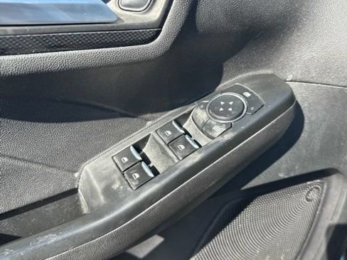 Used 2023 Ford Escape ST-Line w/ Tech Pack #1 AWD/4WD image 13