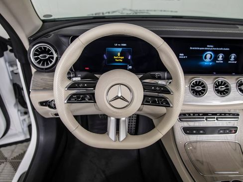 Used 2023 Mercedes-Benz E 450 Cabriolet image 26