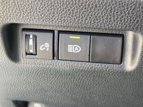 Used 2023 Toyota RAV4 LE AWD/4WD image 13