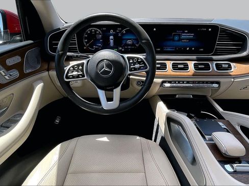 Used 2020 Mercedes-Benz GLS 450 4MATIC image 6