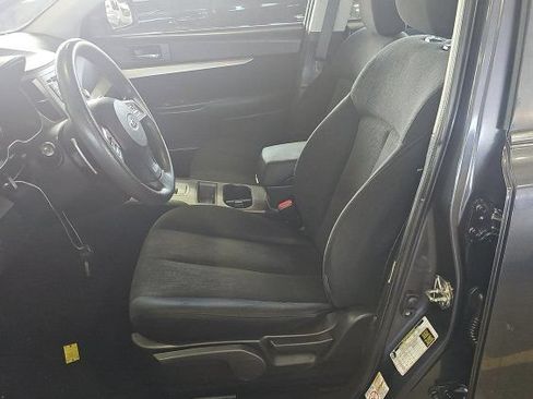 Used 2013 Subaru Outback 2.5i AWD/4WD image 10