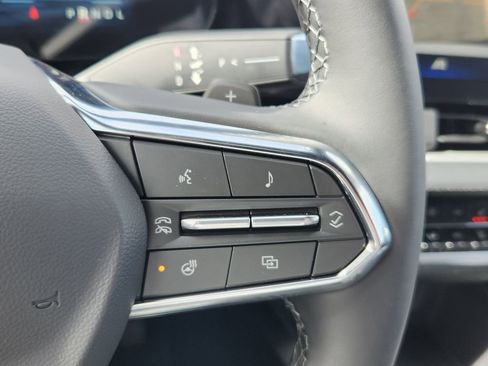 New 2026 Chevrolet Equinox LT w/ Convenience Package II image 14