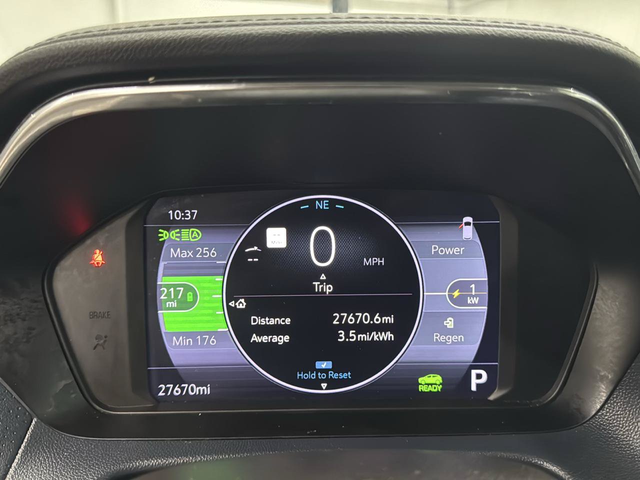 Used 2023 Chevrolet Bolt EUV Premier w/ Sun & Sound Package FWD image 14