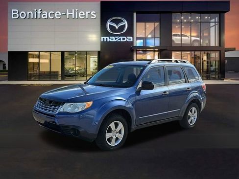 Used 2011 Subaru Forester 2.5X w/ Alloy Wheel Value Pkg image 2