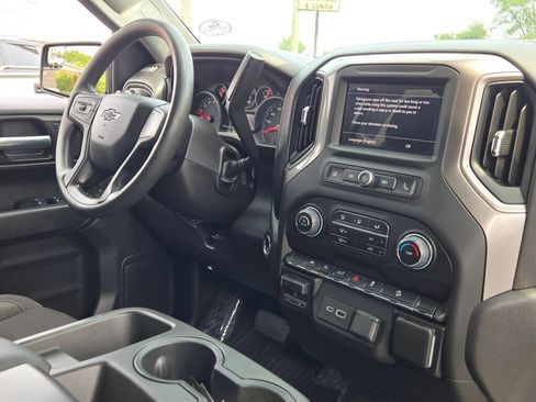 Certified 2024 Chevrolet Silverado 1500 Custom Trail Boss AWD/4WD image 10