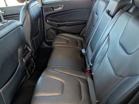 Used 2017 Ford Edge Titanium w/ Equipment Group 301A image 11