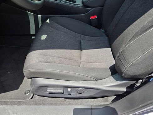 Used 2025 Honda Accord SE image 15
