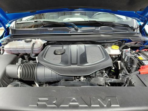 Used 2025 RAM 1500 Laramie w/ Night Edition AWD/4WD image 21
