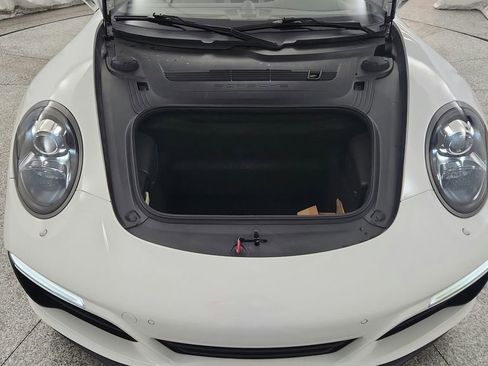 Used 2017 Porsche 911 Targa 4S AWD/4WD image 32