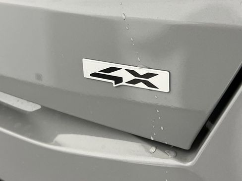 New 2026 Kia Sorento S image 28