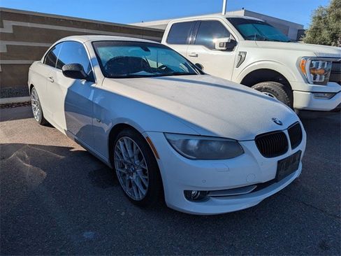 Used 2013 BMW 328i Convertible image 3
