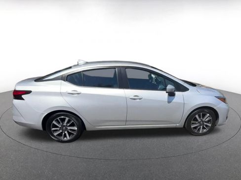 Used 2025 Nissan Versa SV FWD image 16