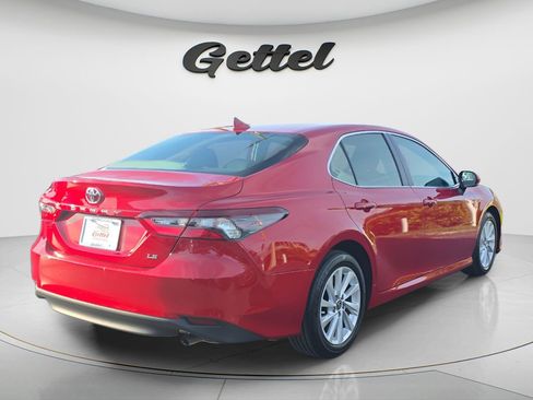 Used 2023 Toyota Camry LE w/ Convenience Package FWD image 5