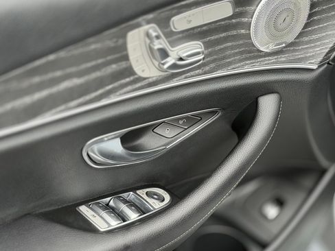 Used 2021 Mercedes-Benz E 350 4MATIC Sedan image 29