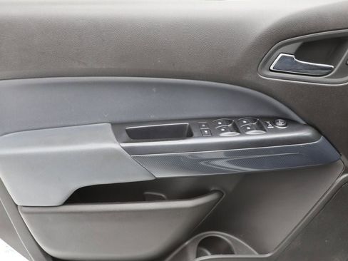 Used 2015 Chevrolet Colorado Z71 image 19