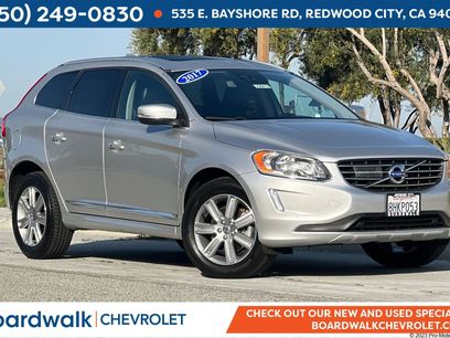 Used 2017 Volvo XC60 T5 Inscription w/ Advanced Package