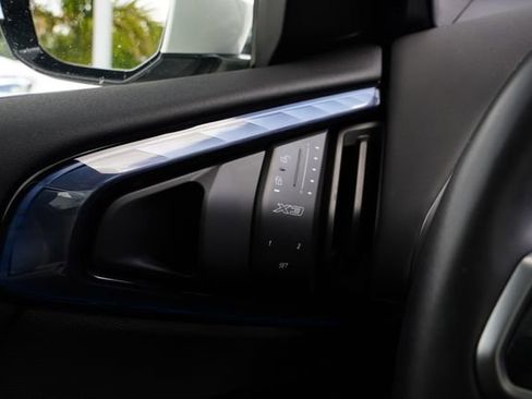 Used 2025 BMW X3 xDrive30i image 33