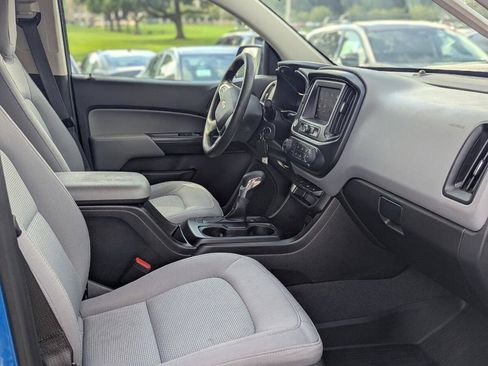 Used 2022 Chevrolet Colorado W/T w/ WT Convenience Package AWD/4WD image 30