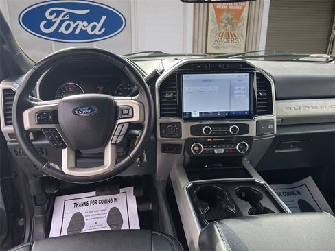 Certified 2022 Ford F350 Lariat w/ Lariat Value Package image 25