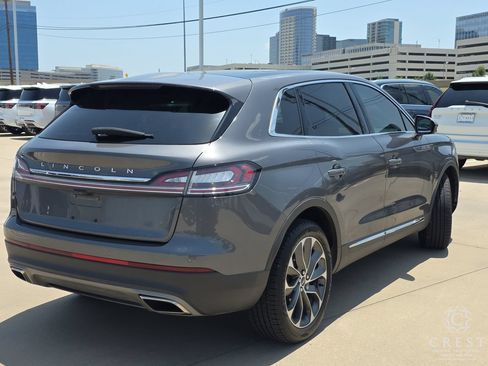 Used 2022 Lincoln Nautilus Reserve w/ Cargo Utility Package FWD image 5