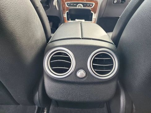 Used 2017 Mercedes-Benz C 300 4MATIC Sedan image 17