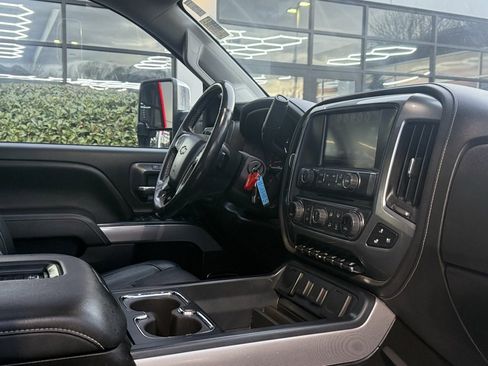Used 2018 Chevrolet Silverado 3500 LTZ w/ Duramax Plus Package image 29