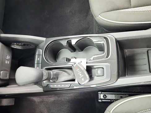 Used 2025 Chevrolet TrailBlazer LT image 31