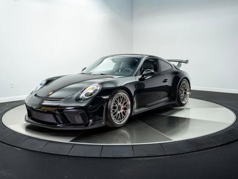Used 2018 Porsche 911 GT3 image 28