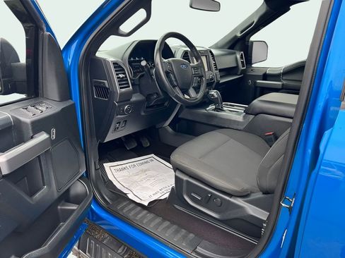 Used 2019 Ford F150 XLT w/ Equipment Group 302A Luxury AWD/4WD image 12