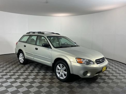 Used 2006 Subaru Outback 2.5i AWD/4WD image 3