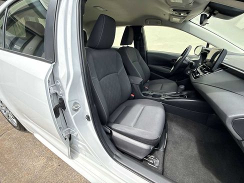 Used 2024 Toyota Corolla LE FWD image 25