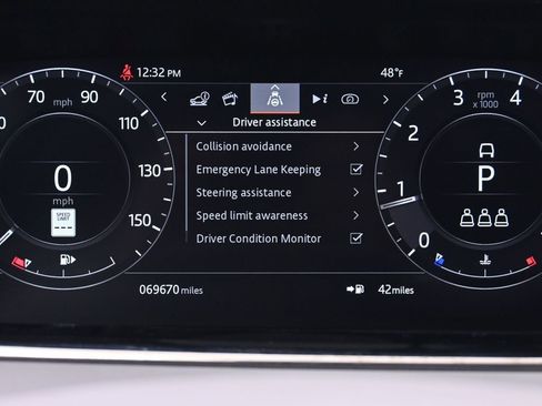 Used 2020 Land Rover Range Rover Evoque R-Dynamic HSE image 26