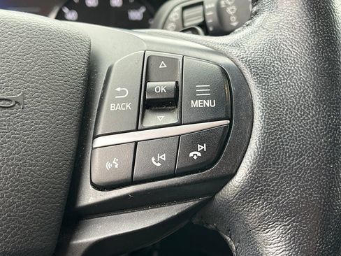 Used 2020 Ford Explorer XLT w/ Equipment Group 202A AWD/4WD image 33