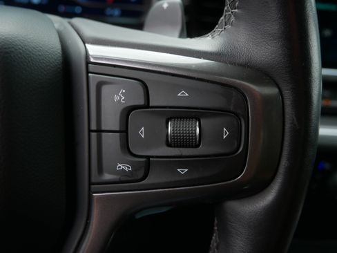 Certified 2025 Chevrolet Silverado 1500 High Country AWD/4WD image 31
