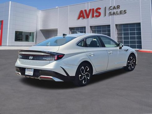 Used 2025 Hyundai Sonata SEL FWD image 6