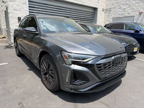 Used 2024 Audi Q8 e-tron Prestige AWD/4WD image 2
