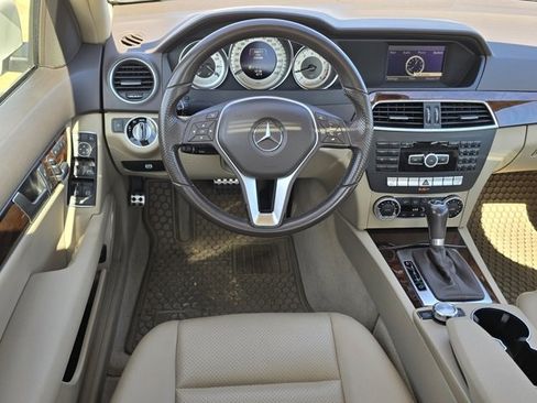 Used 2014 Mercedes-Benz C 250 Sedan image 20
