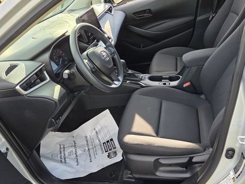 Used 2024 Toyota Corolla LE FWD image 5