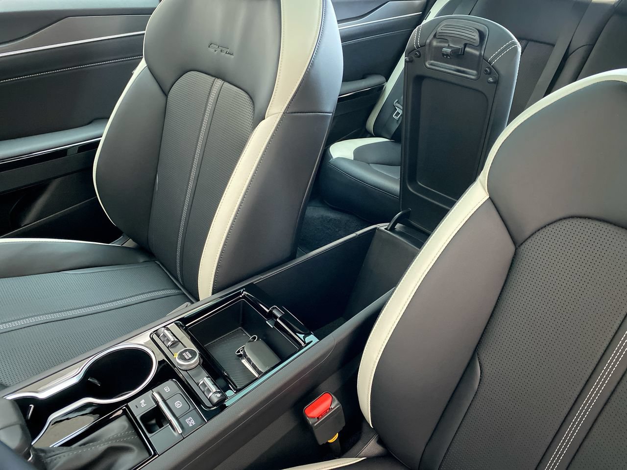 Certified 2026 Kia K5 GT-Line w/ GT-Line Premium Package FWD image 29