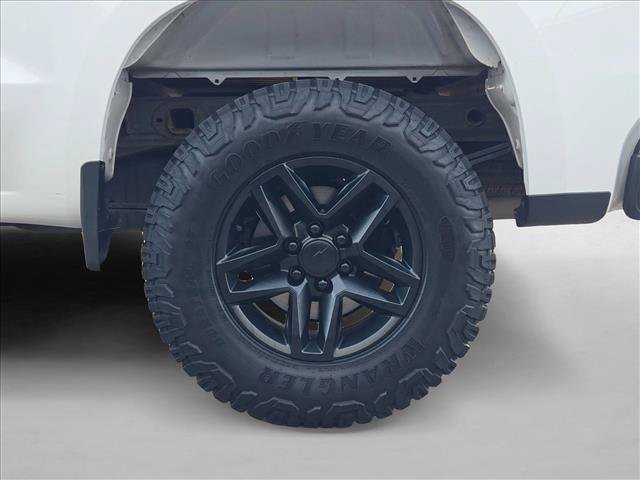 Used 2019 Chevrolet Silverado 1500 Custom Trail Boss AWD/4WD image 21