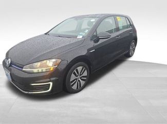 Used 2019 Volkswagen e-Golf SE w/ Driver Assistance Package video 3