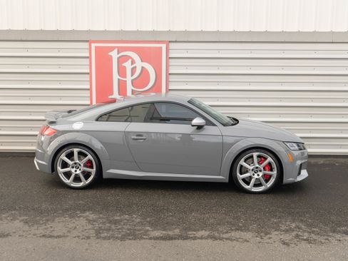 Used 2018 Audi TT RS image 39