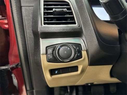 Used 2016 Ford Explorer XLT w/ Equipment Group 202A image 35