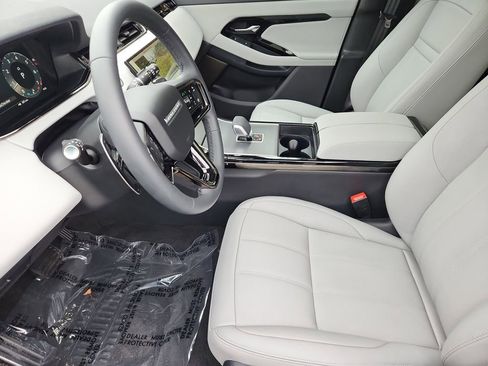 Certified 2026 Land Rover Range Rover Evoque S AWD/4WD image 24