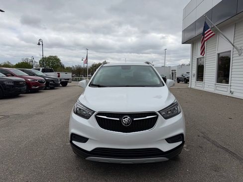 Used 2019 Buick Encore Preferred AWD/4WD image 2